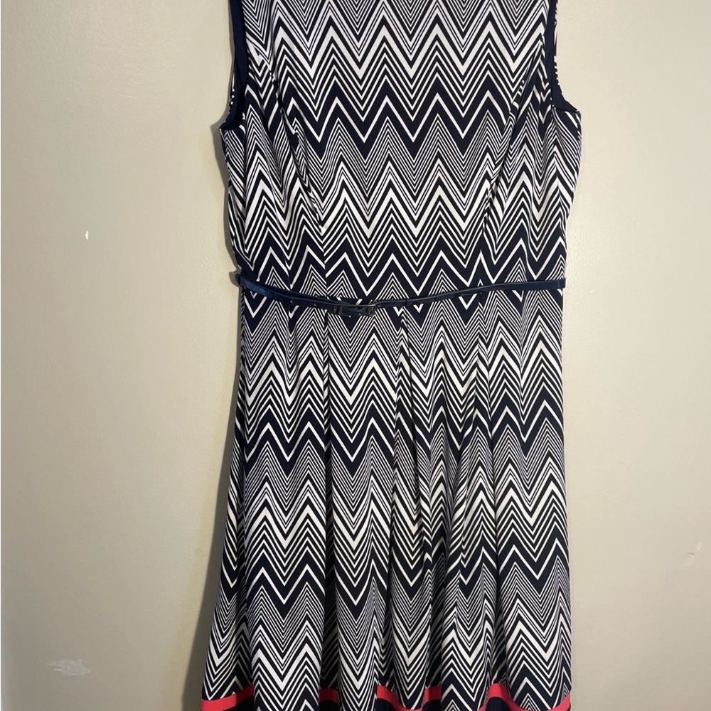Jessica Howard Navy and White Chevron Midi Dress